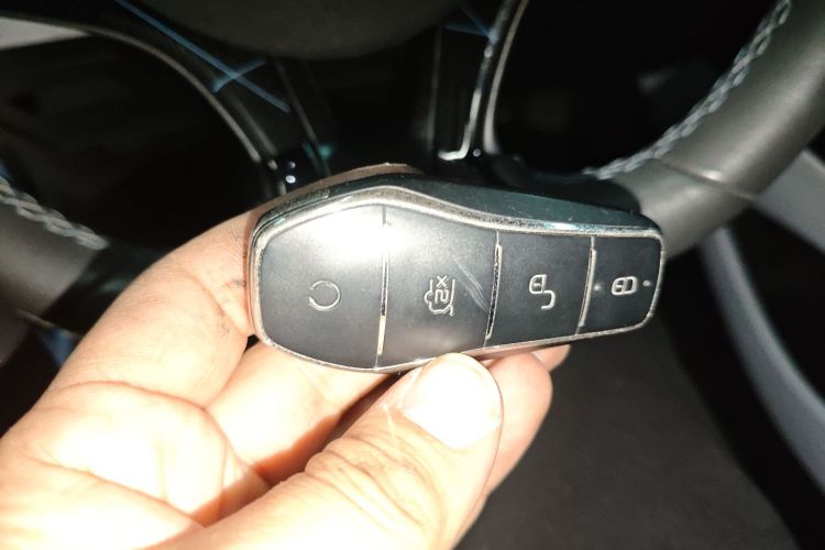 比亚迪 海豹 2022款 650km 四驱性能版中控内饰7001