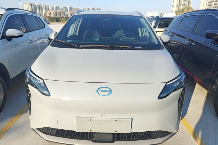 埃安 AION Y 2023款 Plus 510 乐享版车身外观2