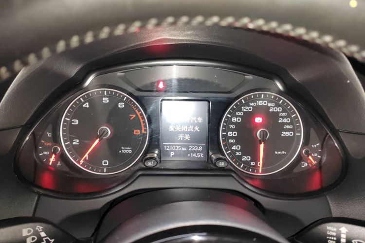 奥迪Q5 2016款 40 TFSI 进取型局部细节14