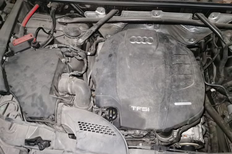 奥迪Q5L 2018款 40 TFSI 荣享进取型 国VI局部细节9006