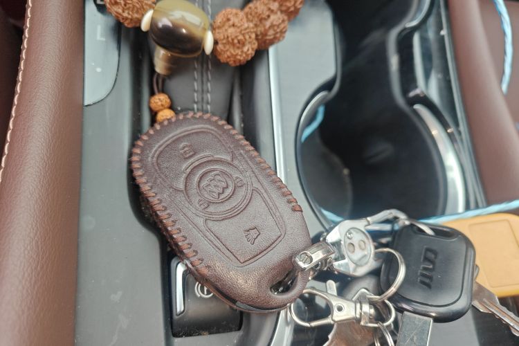 别克 昂科威 2021款 532T 两驱精英型中控内饰11