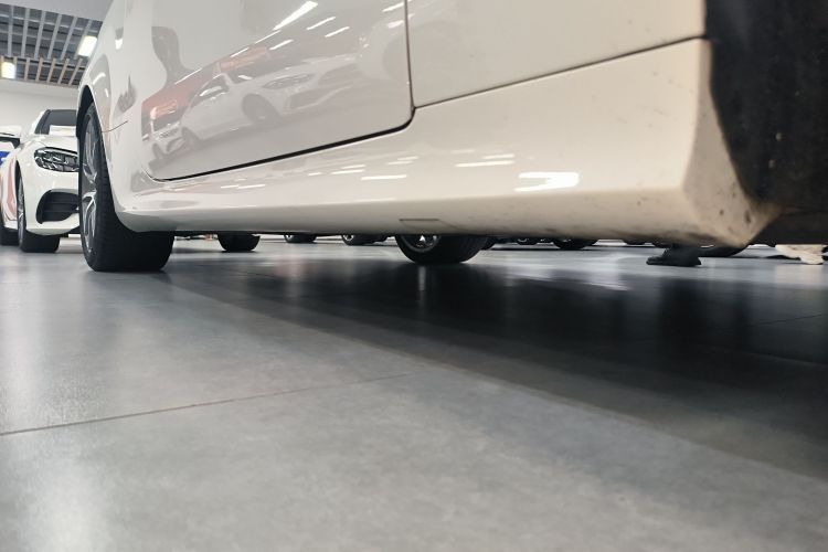 奔驰E级(进口) 2023款 E 260 轿跑车局部细节9001