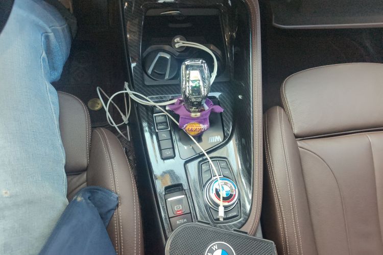 宝马X1 2018款 xDrive20Li 尊享型中控内饰18