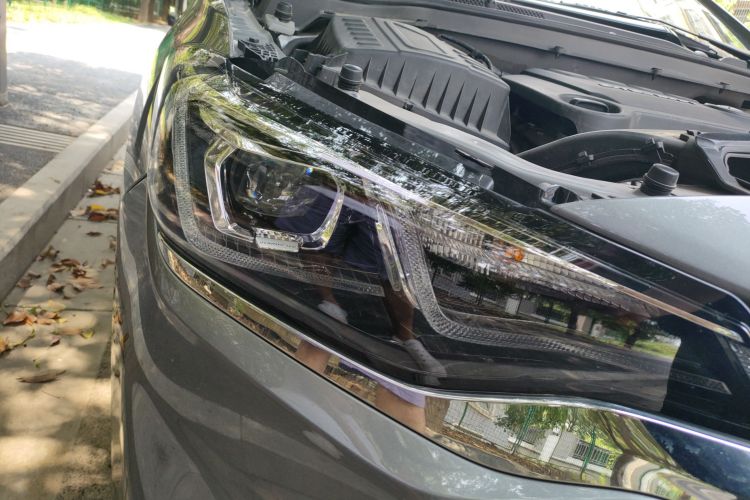 雪佛兰 科鲁泽 2021款 320 自动悦享天窗版车身外观6001