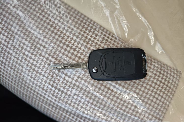 五菱汽车 宏光MINIEV 2025款 四门版 进阶款中控内饰7001