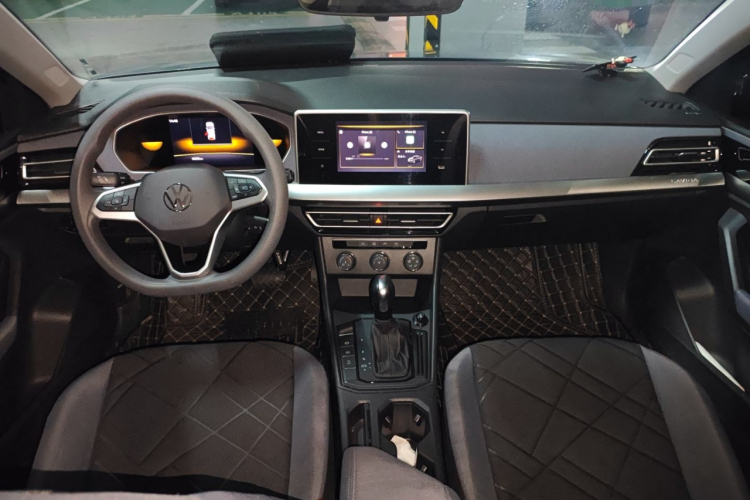 大众 朗逸 2023款 改款 1.5L 自动得逸版中控内饰7002