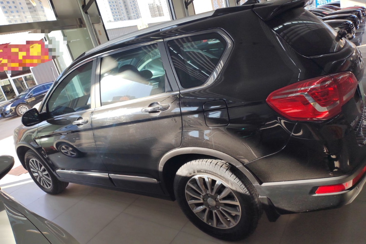 哈弗H6 2019款 运动版 1.5T 自动两驱精英型 国VI车身外观4