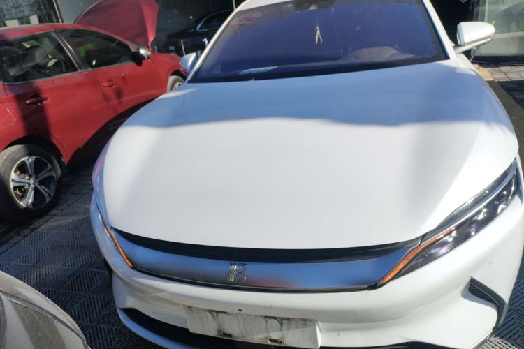 比亚迪 汉 2021款 EV 标准续航版豪华型车身外观2