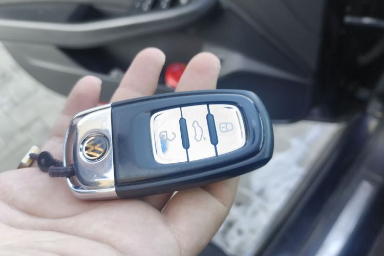 大众 辉昂 2018款 改款 380TSI 两驱商务版中控内饰11