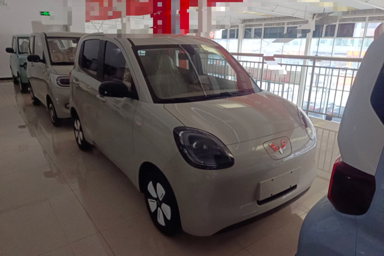 五菱汽车 宏光MINIEV 2025款 四门版 进阶款车身外观3