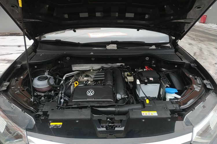 捷达VS7 2021款 黑锋版 1.4T 自动悦享版机舱底盘24