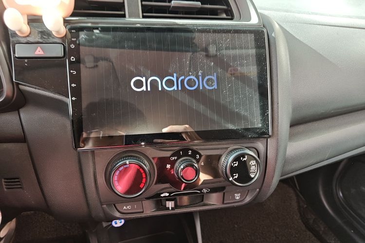 本田 飞度 2018款 1.5L CVT舒适版中控内饰16