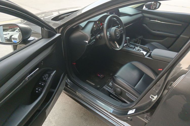 马自达3 昂克赛拉 2023款 2.0L 自动质雅版中控内饰20