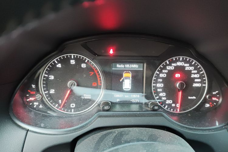 奥迪Q5 2017款 40 TFSI 技术型局部细节14