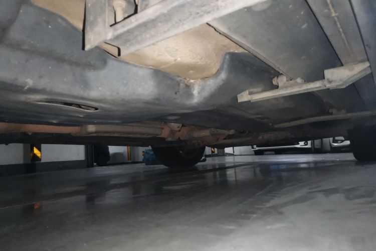 Jeep 自由光(进口) 2014款 2.4L 豪华版局部细节9002