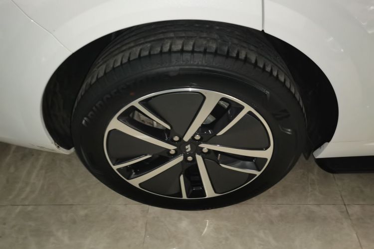 理想汽车 理想L6 2024款 Pro车身外观6008