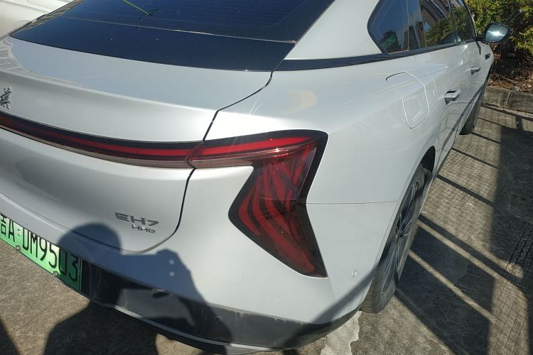 红旗EH7 2024款 690 Pro车身外观9