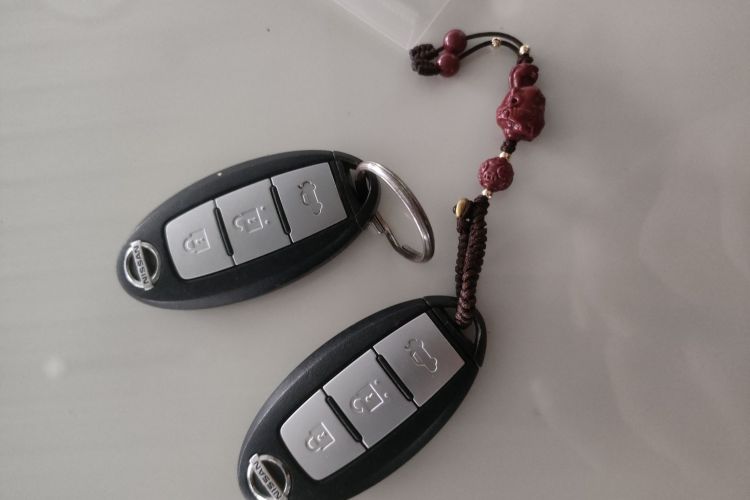 日产 天籁 2013款 2.0L XE时尚版中控内饰7001