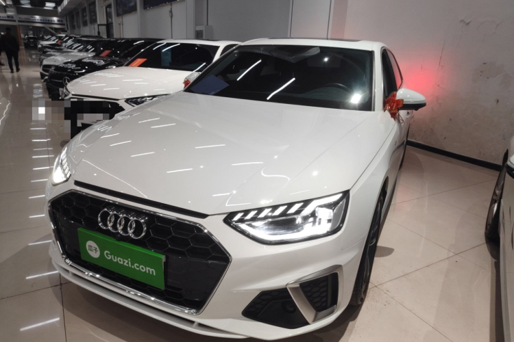 奥迪A4L 2022款 40 TFSI 时尚动感型车身外观1