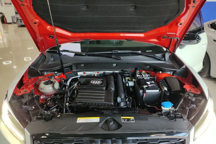 奥迪Q2L 2018款 35 TFSI 上市专享版 国VI机舱底盘24