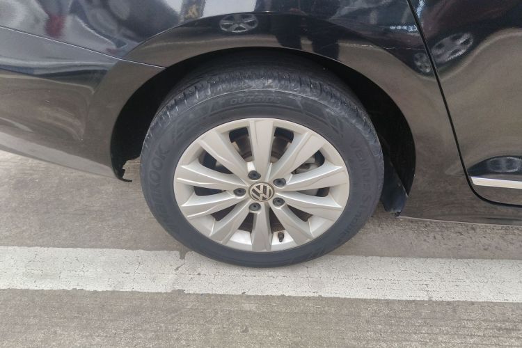 大众 速腾 2015款 1.6L 手动舒适型车身外观6008