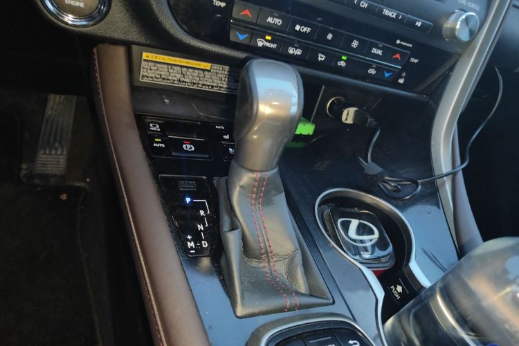 雷克萨斯RX 2016款 300 四驱典雅版 国V中控内饰18