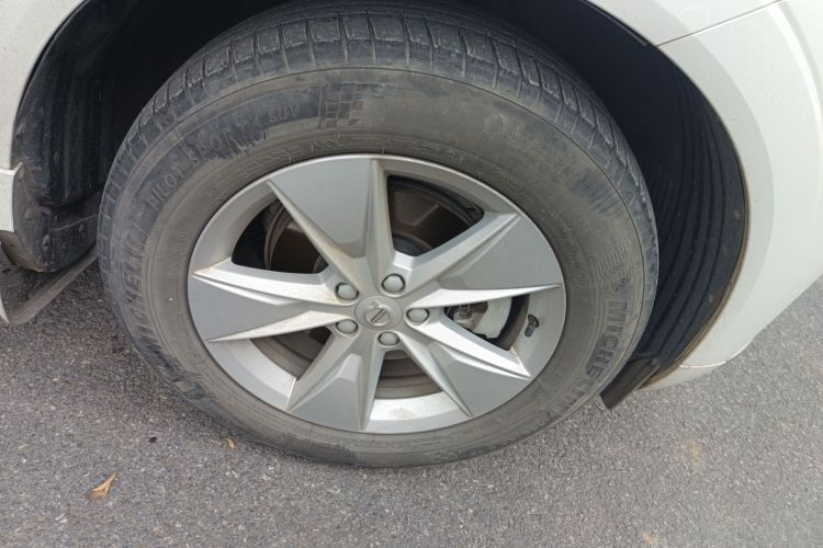 沃尔沃XC60 2022款 B5 四驱智逸豪华版车身外观10