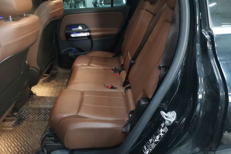 奔驰GLB 2020款 GLB 180 时尚型中控内饰7004