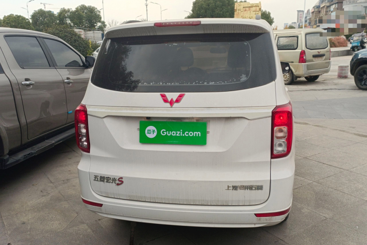 五菱汽车 五菱宏光 2019款 1.5L S标准型国VI LAR车身外观6