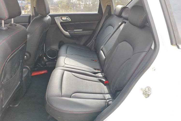 哈弗H6 2016款 升级版 1.5T 手动两驱都市型中控内饰21