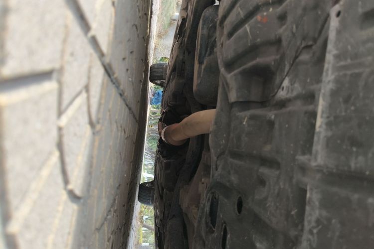 雷克萨斯ES 2013款 300h 精英版局部细节9008