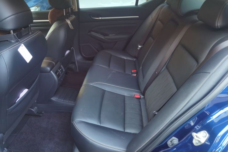 日产 天籁 2021款 2.0L XL 舒适版中控内饰21