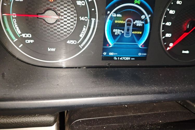 比亚迪 唐新能源 2018款 DM 2.0T 全时四驱智联创睿型 7座 国V中控内饰15