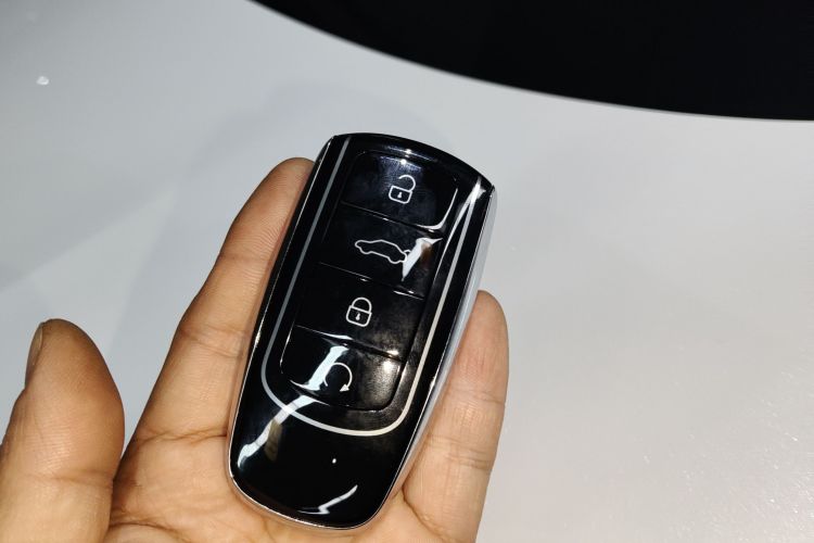 奇瑞 瑞虎9 2025款 2.0T 自动两驱尊享版 5座中控内饰11