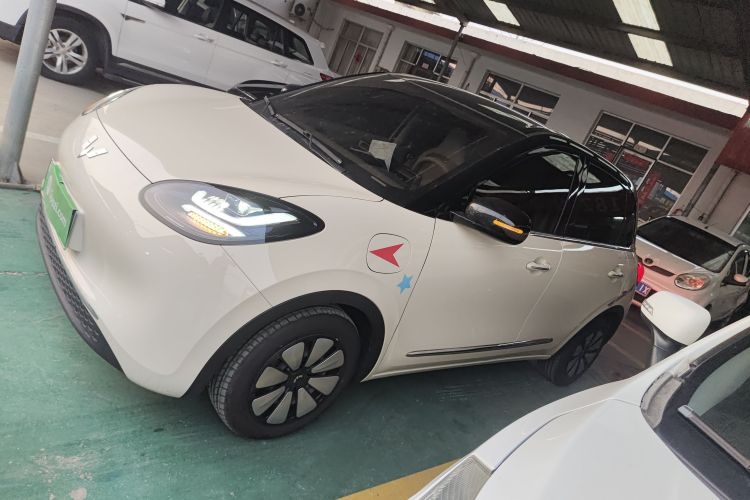 五菱汽车 五菱缤果 2025款 333km 悦享款车身外观4