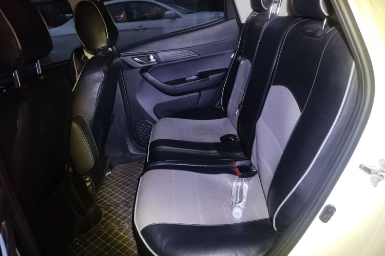 长安欧尚 奔奔E-Star 2020款 心动版 三元锂中控内饰7004