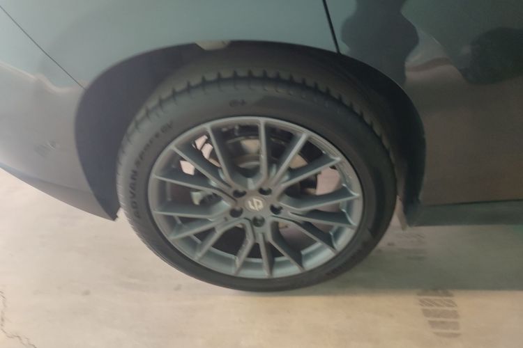 零跑汽车 零跑C10 2024款 530激光雷达版车身外观6008