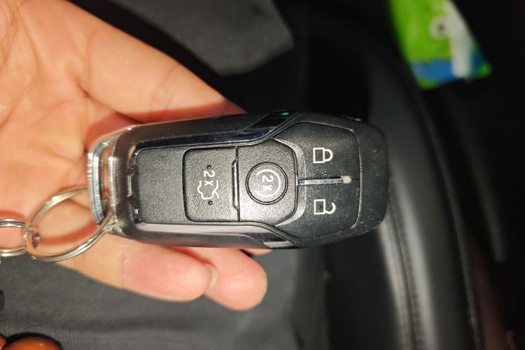 林肯MKX 2015款 2.0T 四驱尊雅版中控内饰7001