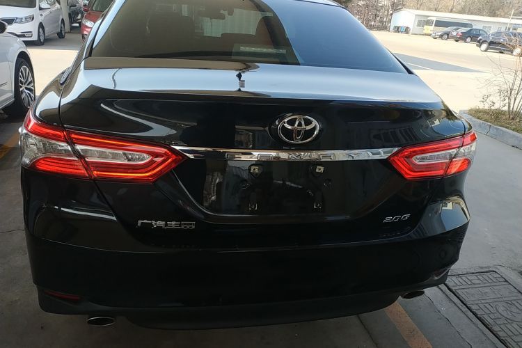 丰田 凯美瑞 2021款 2.0G 豪华版车身外观6