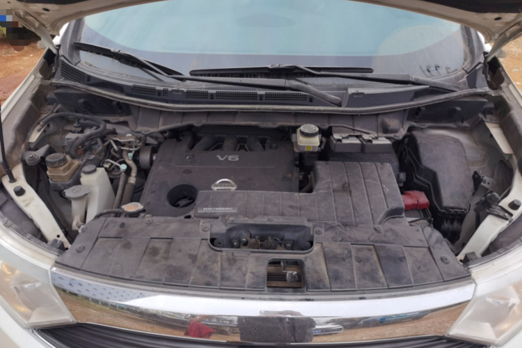 日产 贵士 2015款 3.5L SL局部细节24