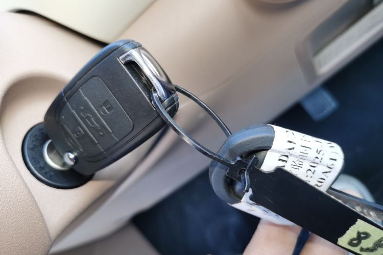 五菱汽车 宏光MINIEV 2025款 四门版 进阶款中控内饰7001