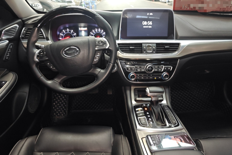 广汽传祺 传祺GA8 2017款 280T 尊享版中控内饰7002