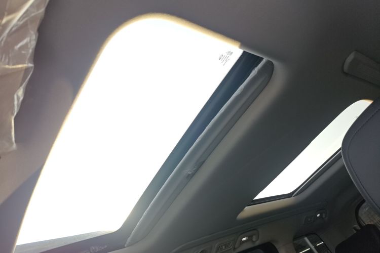 广汽传祺 传祺M8 2024款 大师系列 400T 至尊版中控内饰22