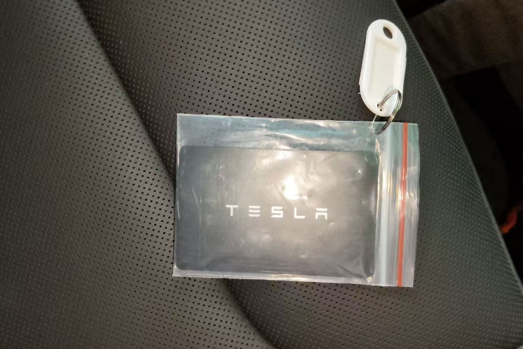 特斯拉 Model Y 2022款 后轮驱动版中控内饰7001