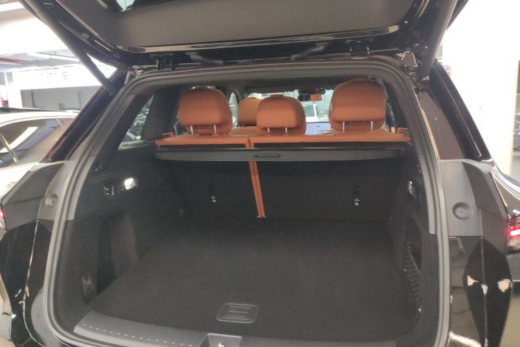 理想汽车 理想L6 2024款 Pro机舱底盘23