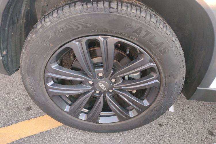 奇瑞 瑞虎8 2020款 经典 1.5TCI 自动尊崇版 5座车身外观6003