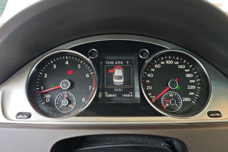 一汽-大众CC 2015款 2.0TSI 至尊型中控内饰14