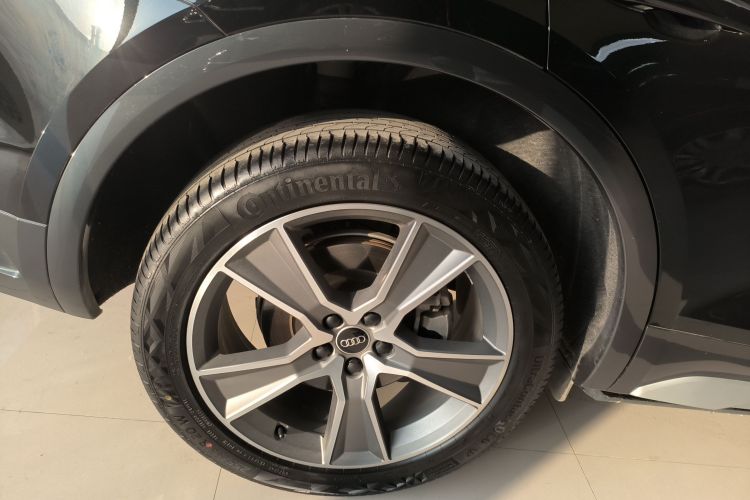 奥迪Q5L 2023款 40T 豪华致雅型车身外观6008