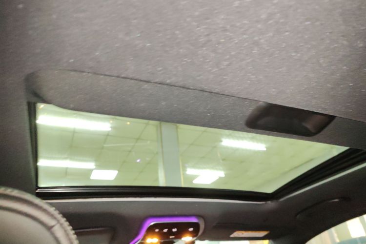 奔驰C级 2022款 改款 C 200 L 运动版局部细节22