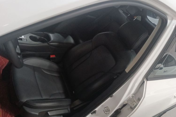 长安CS35PLUS 2020款 1.4T DCT悦联蓝鲸版局部细节19